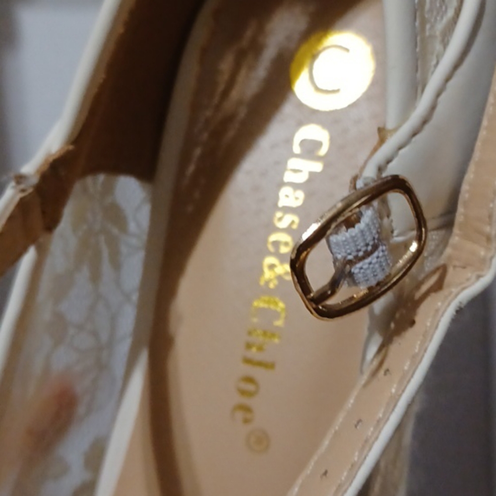 Shoes - Picture 2 of 4